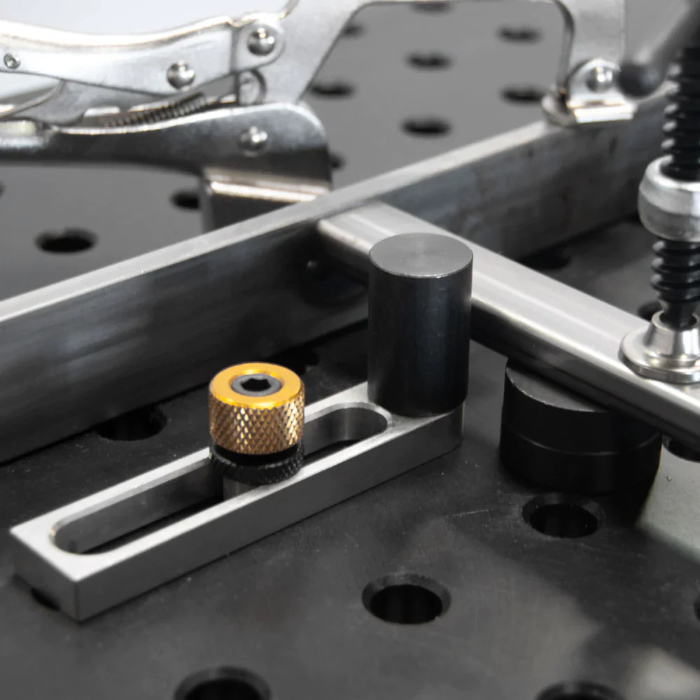 D-Stop Bar, 5/8 Holes - Image 4