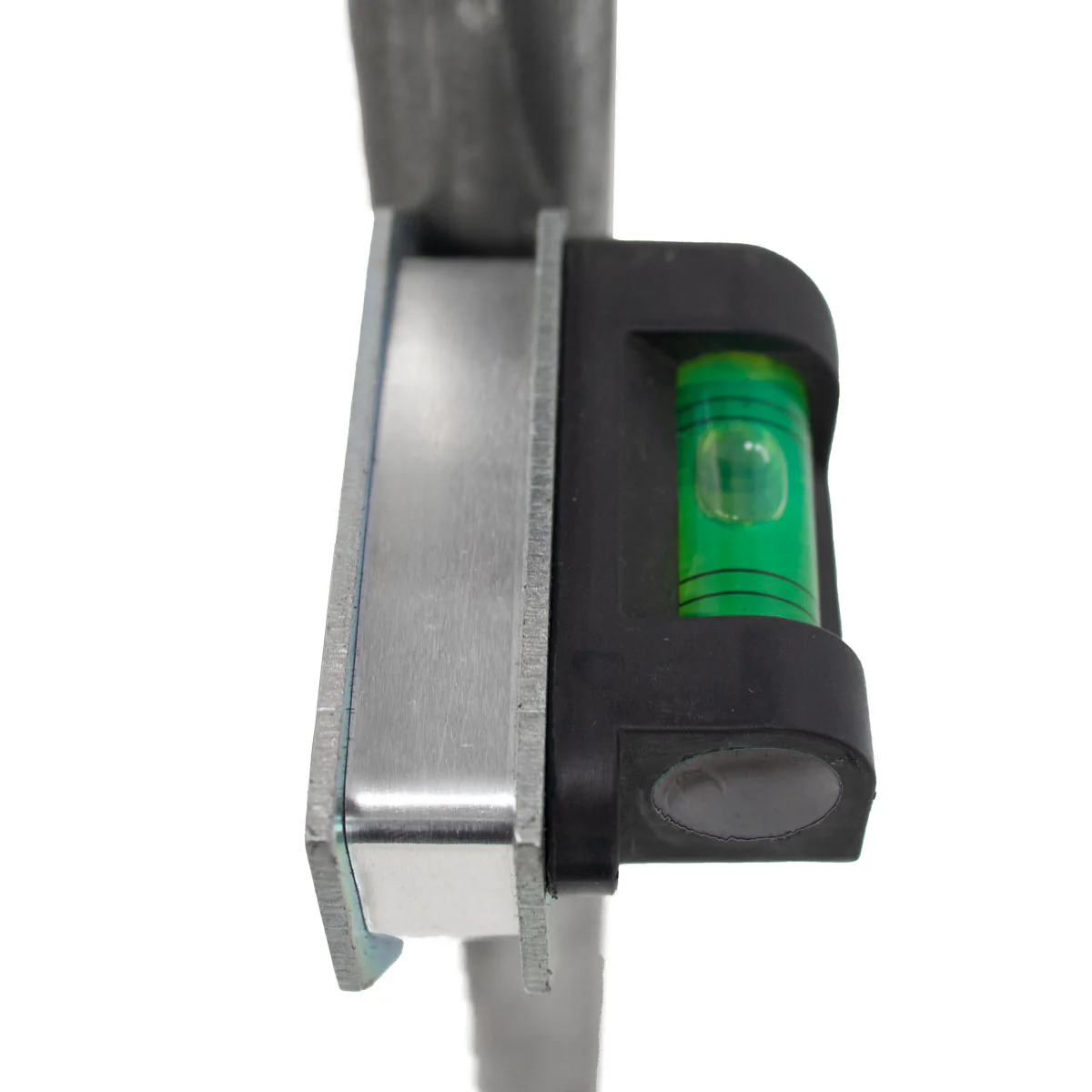 Magnetic Conduit Level - Image 3