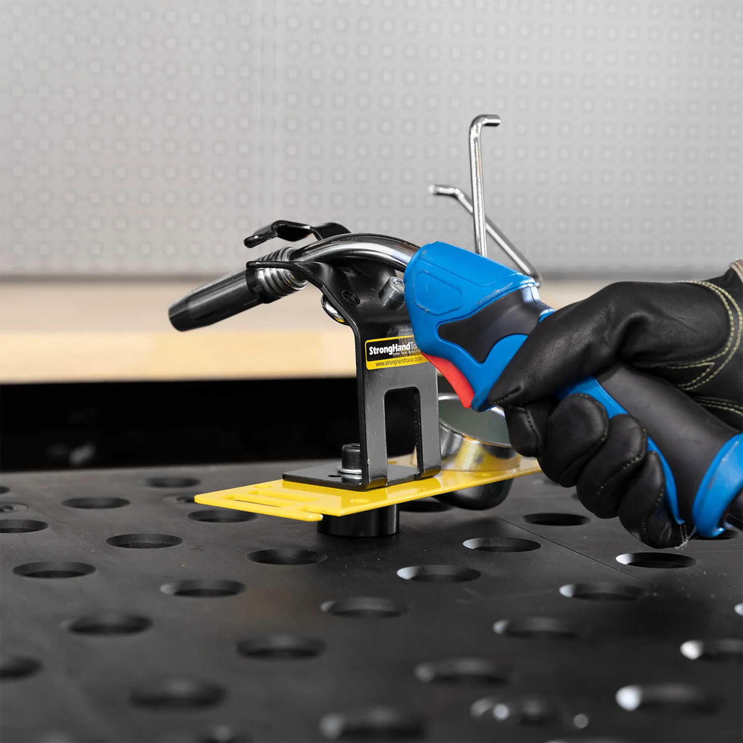 MIG/TIG Holder Adapters, Fit 28 mm Holes - Image 6