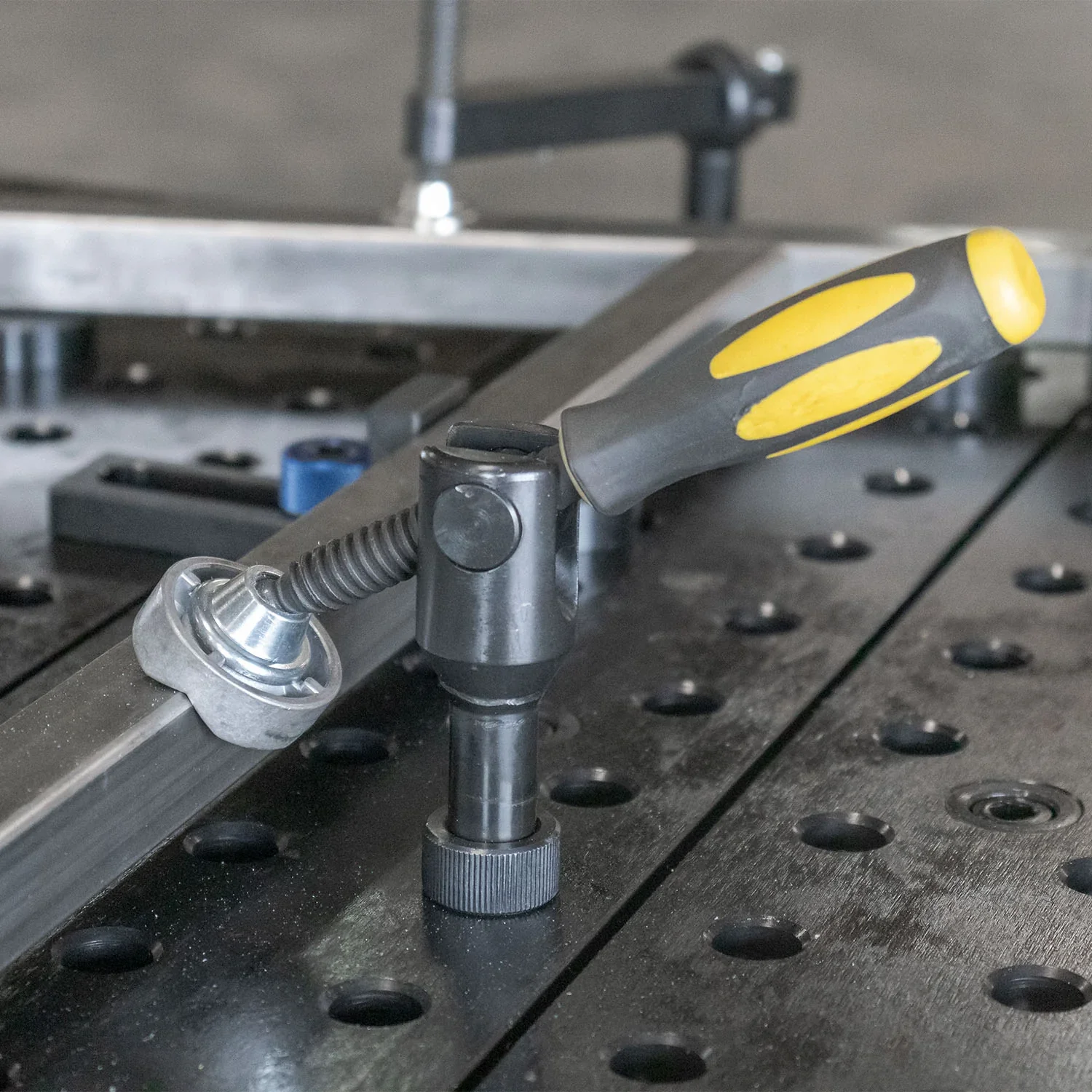 Pivoting T-Post Clamp, Fits 16 mm Holes - Image 5